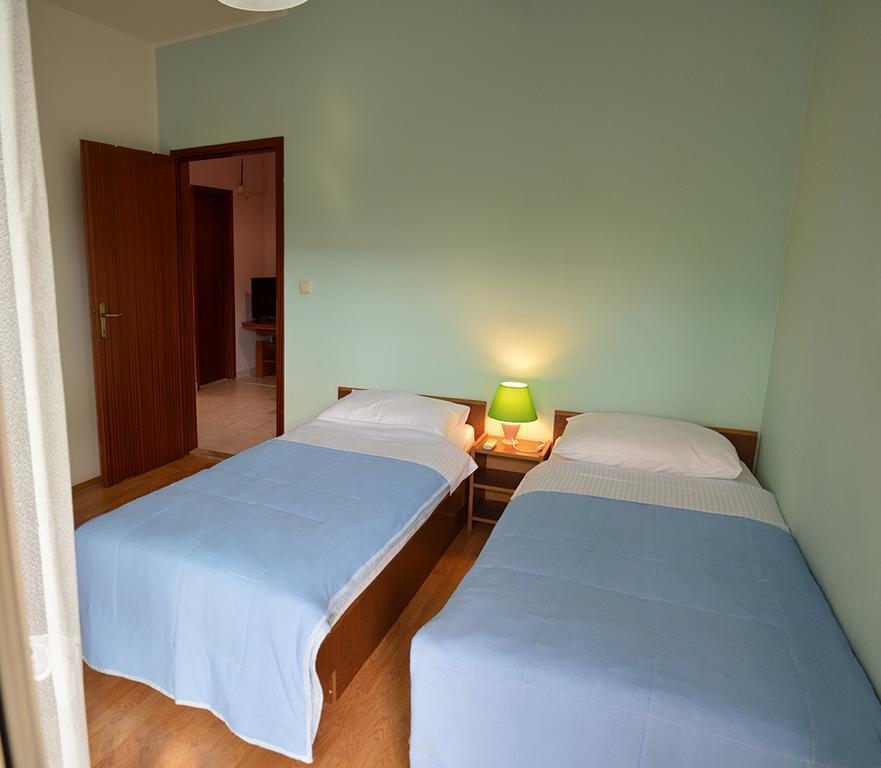 Apartments "Ruza" Водице Экстерьер фото