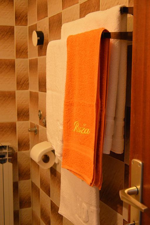 Apartments "Ruza" Водице Экстерьер фото